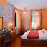 Nora Hvar Couette-café 4*