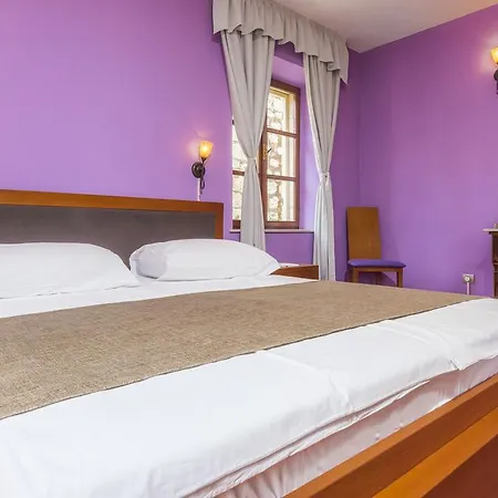 Villa Nora Hvar 4*