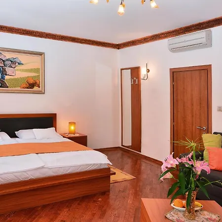 Villa Nora Hvar krevet i doručak 4*